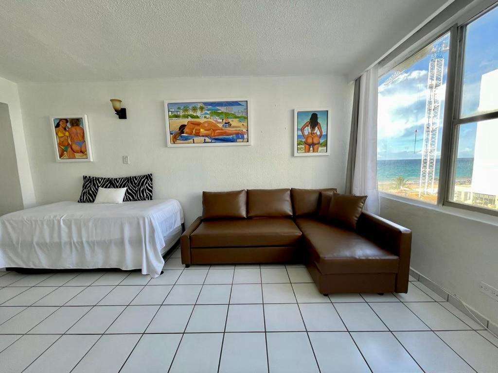 Condado Beachfront Tantra Apartment 圣胡安 外观 照片